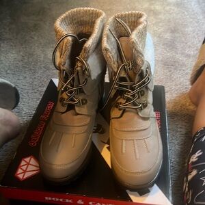 Rock and candy boots size 9 m